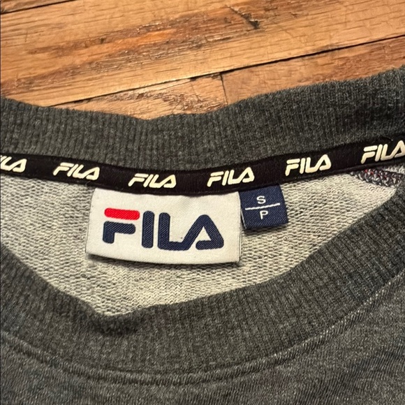 Fila Gray Crewneck Sweater Athletic Style - Picture 2 of 12
